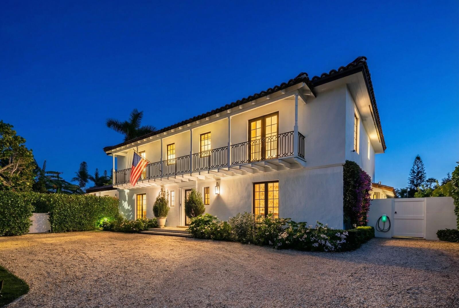 218 List Road Palm Beach, FL 33480 - Photo 39 of 40 Front Twilight