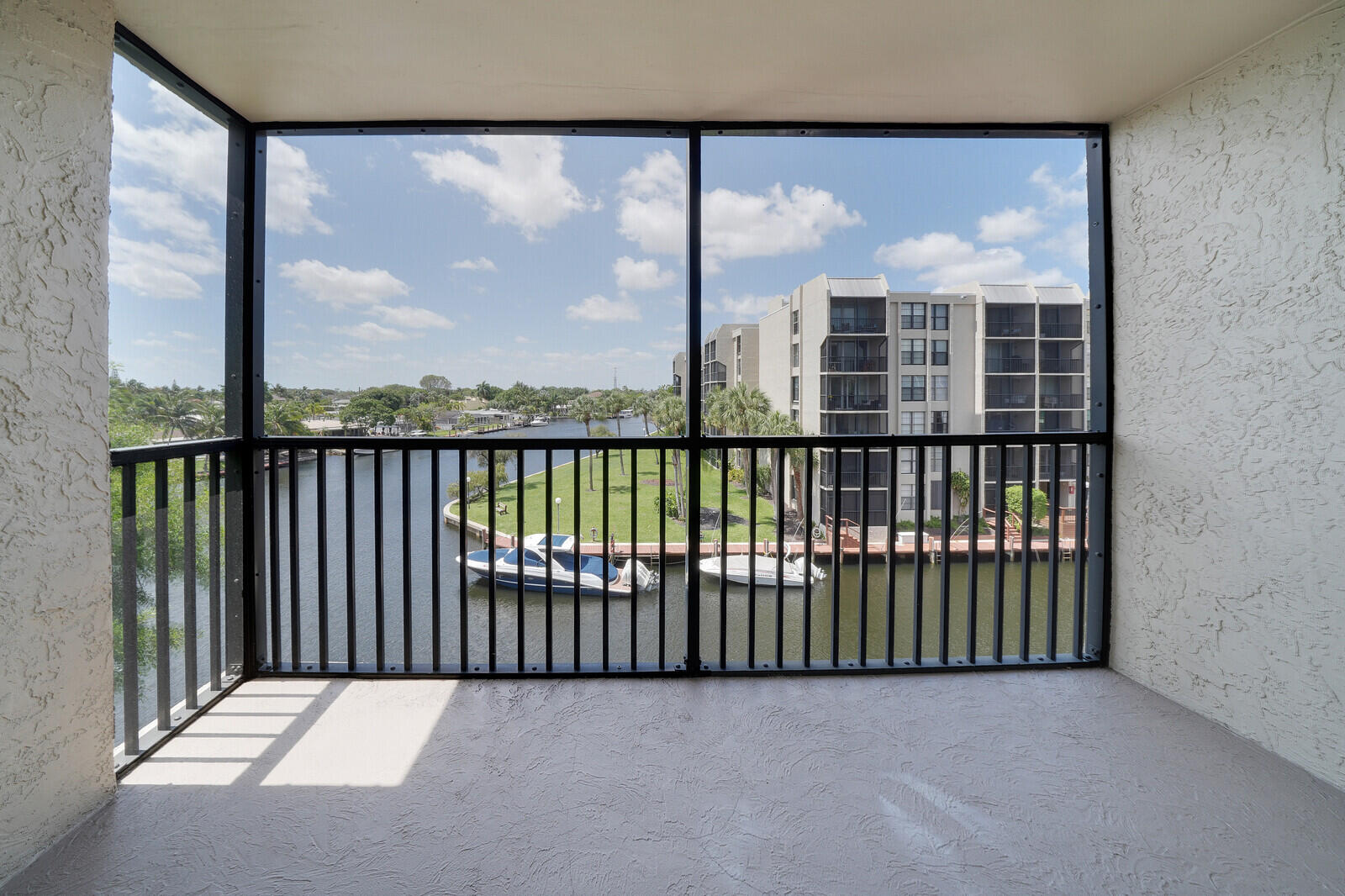 8 Royal Palm Way, Unit 401 Boca Raton, FL 33432 - Photo 16 of 31 Screened Balcony
