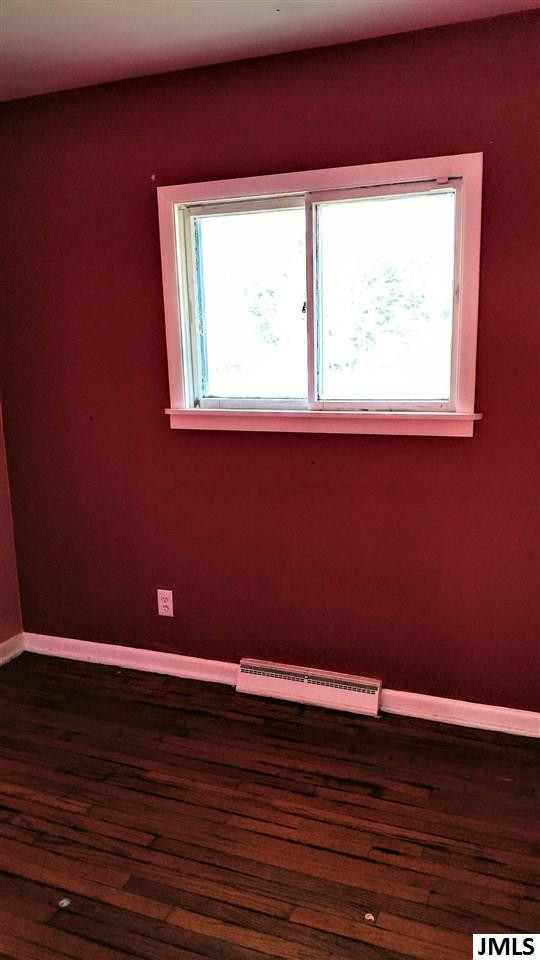 1012 South Dettman Road Jackson, MI 49203 - Photo 8 of 11 Photo 8