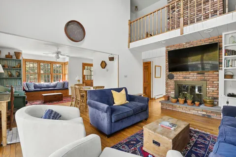 Undisclosed Address, East Hampton, NY 11937