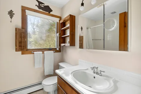 Undisclosed Address, East Hampton, NY 11937