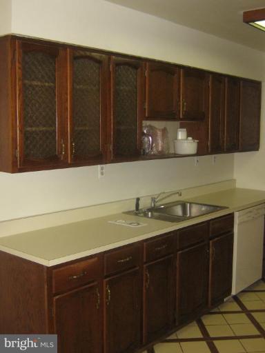 4002 Highview Drive Silver Spring, MD 20906 - Photo 12 of 30 Kitchen