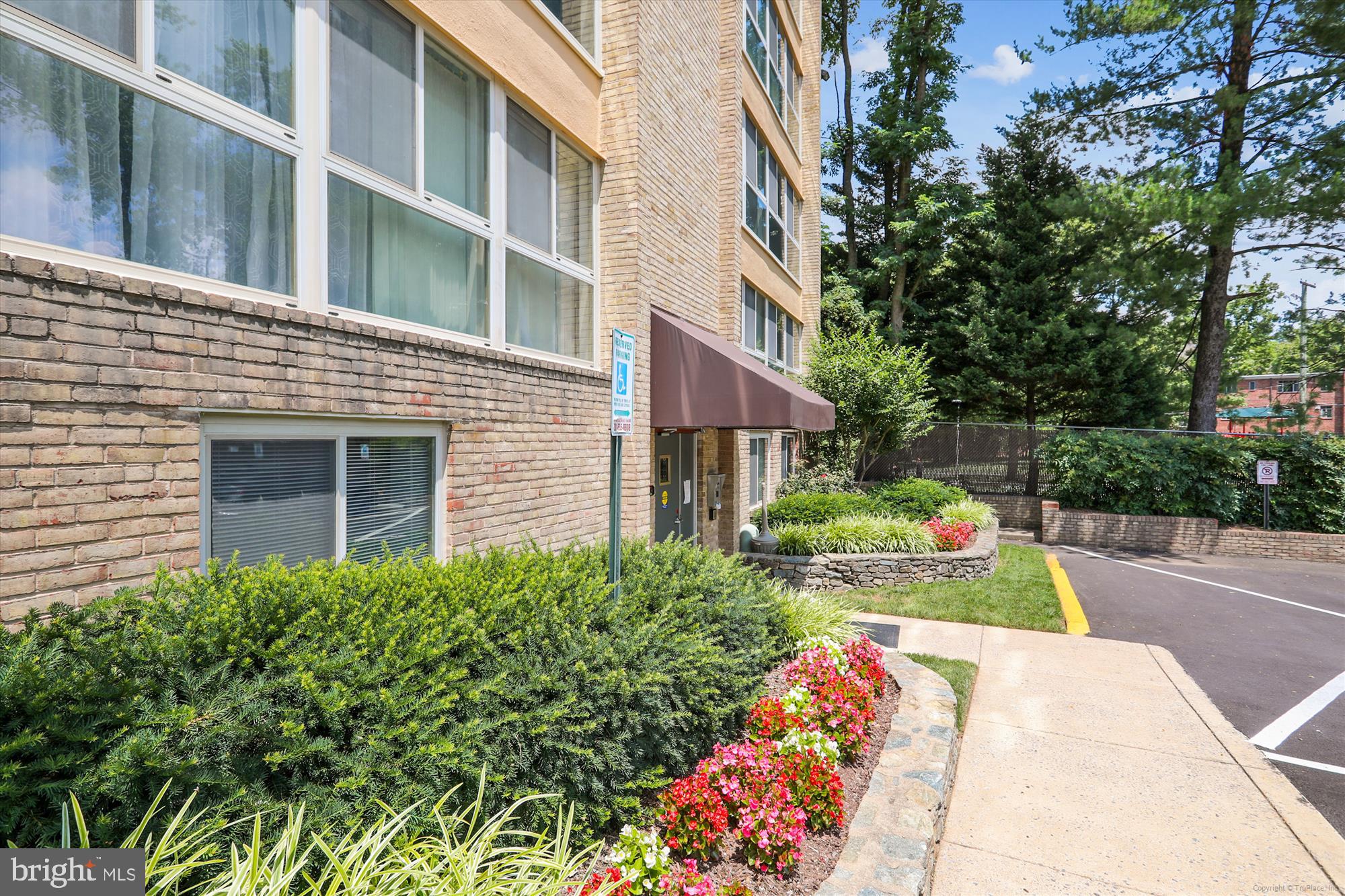 4970 Battery Lane, Unit 408 Bethesda, MD 20814 - Photo 22 of 40 a view of a house with potted plants