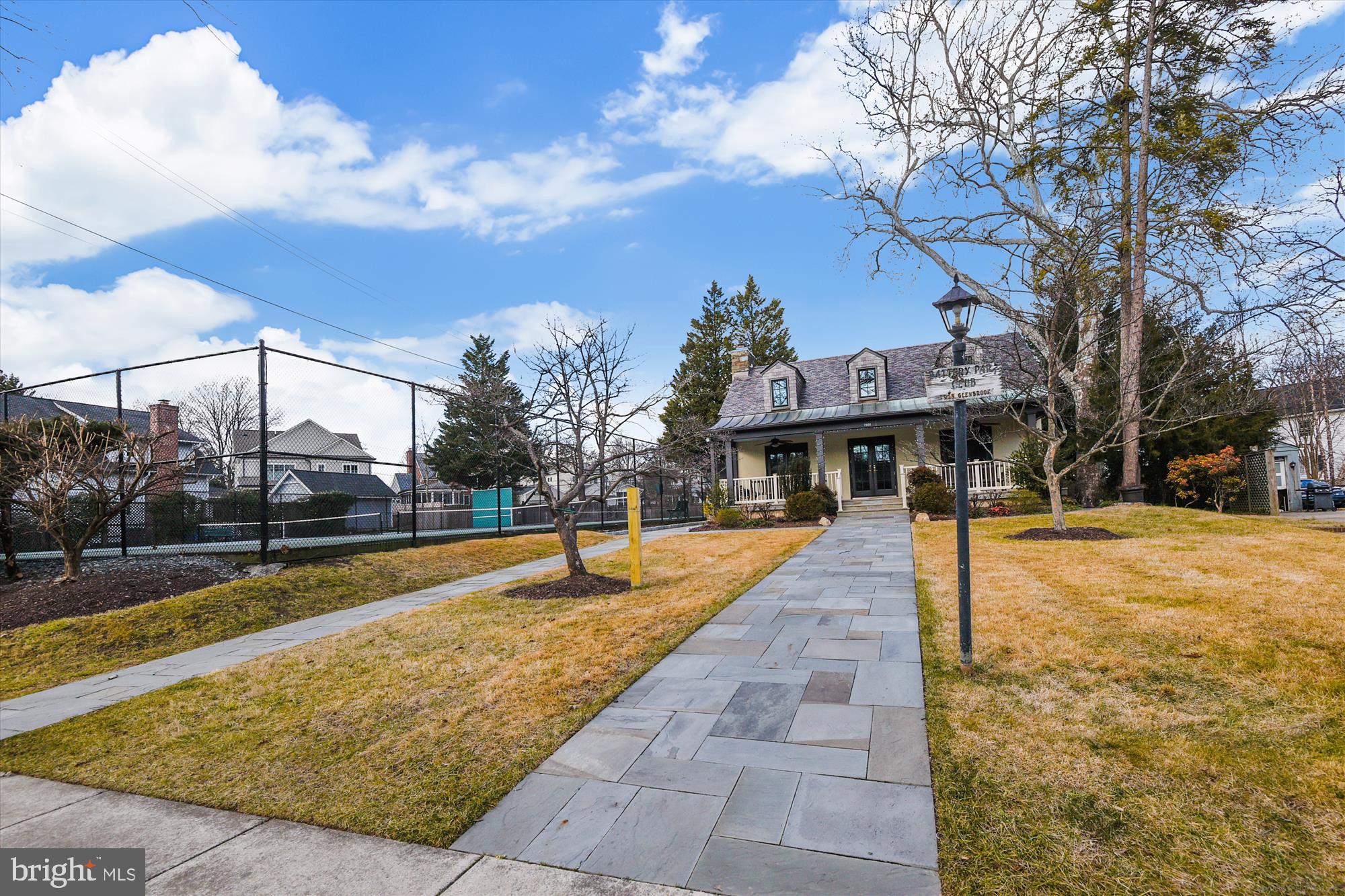 4970 Battery Lane, Unit 408 Bethesda, MD 20814 - Photo 36 of 40 a view of a swimming pool with a patio