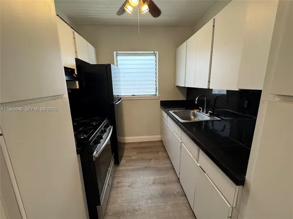 $279,000 | 75 Washington Avenue, Unit 18, Miami Beach, FL 33139