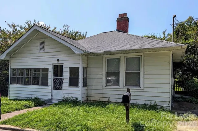 $1,325 | 405 South Highland Street, Gastonia, NC 28052