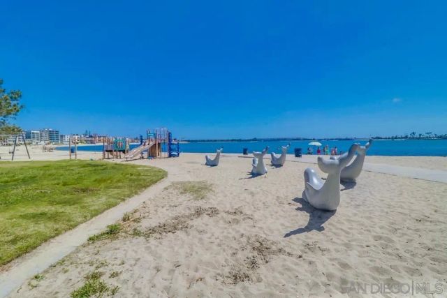 $850,000 | 1251 Parker Place, Unit 2H, San Diego, CA 92109