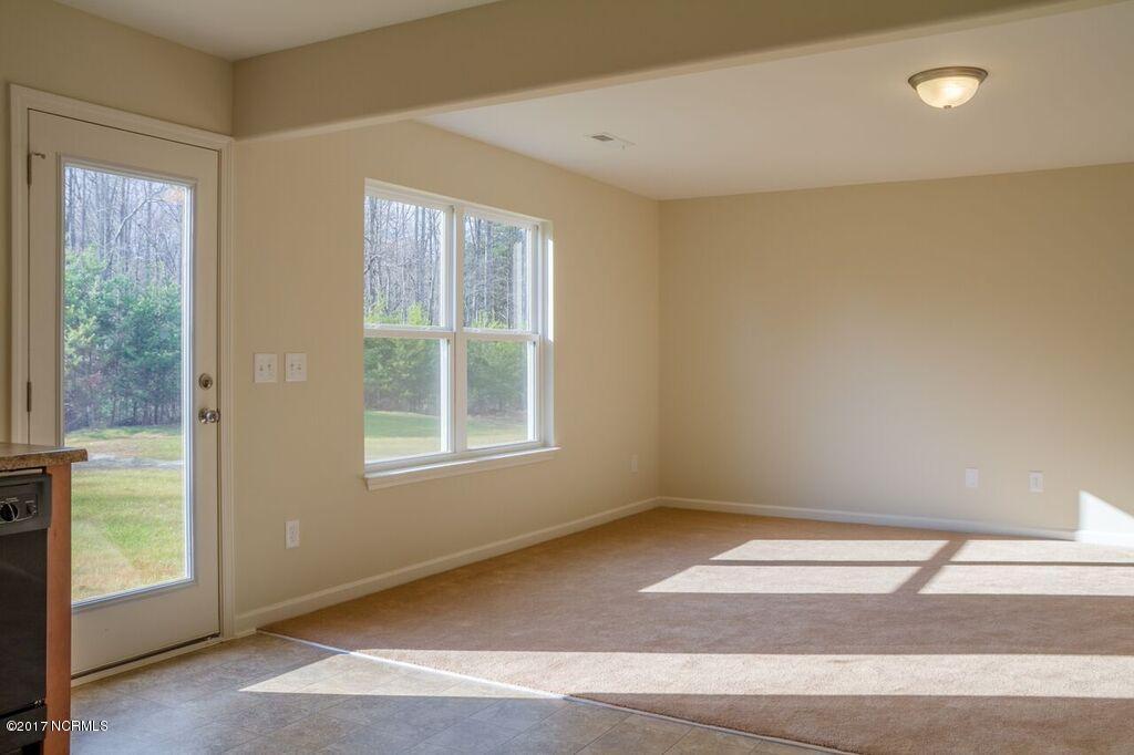 104 Chalet Road Holly Ridge, NC 28445 - Photo 10 of 29 14