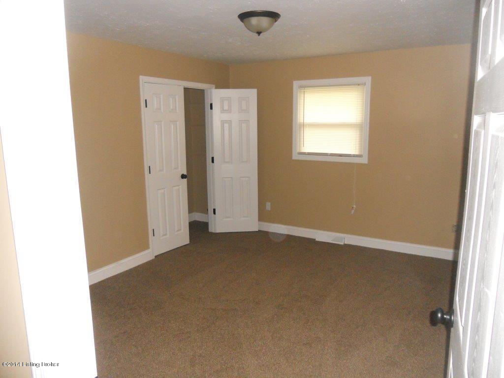 880 Cheyenne Road Radcliff, KY 40160 - Photo 21 of 47 DSCN2095