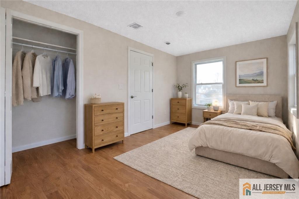 24 John Street Helmetta, NJ 08828 - Photo 7 of 17