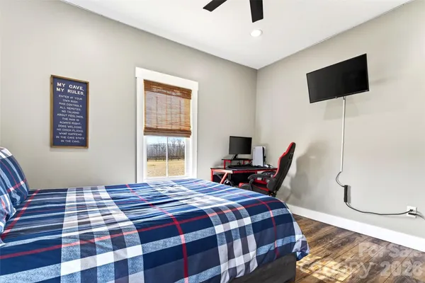 $949,000 | 115 Pondview Drive, Nebo, NC 28761