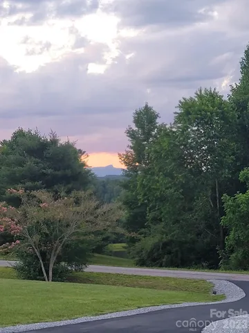 $995,000 | 115 Pondview Drive, Nebo, NC 28761