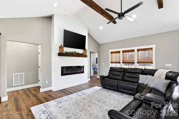 $949,000 | 115 Pondview Drive, Nebo, NC 28761