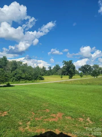 $995,000 | 115 Pondview Drive, Nebo, NC 28761