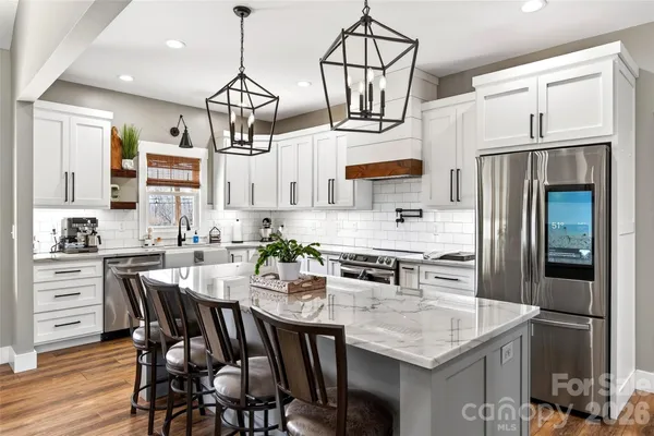 $949,000 | 115 Pondview Drive, Nebo, NC 28761