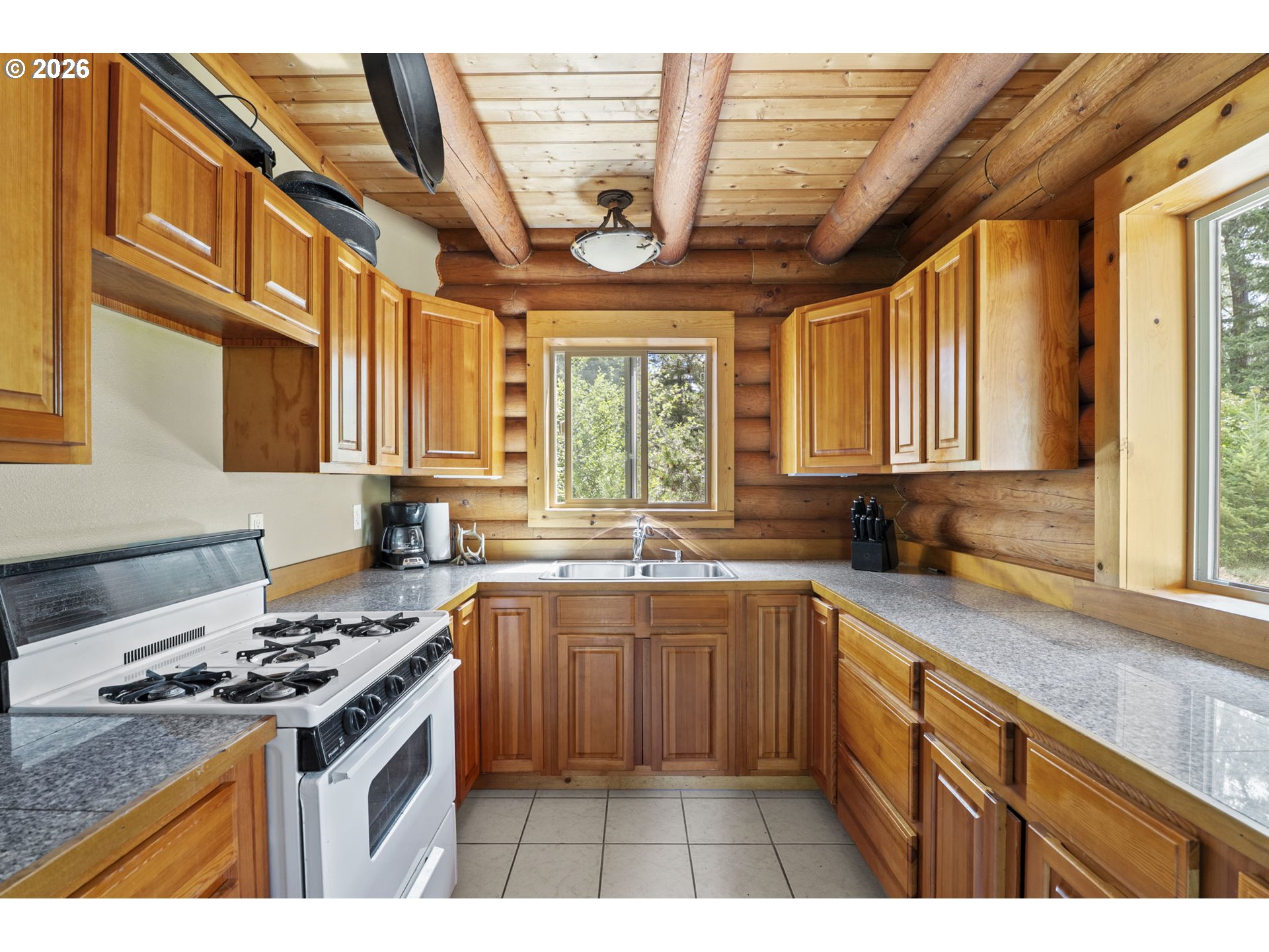 181 Lodgepole Lane Carson, WA 98610 - Photo 10 of 38 Gallery Image 10