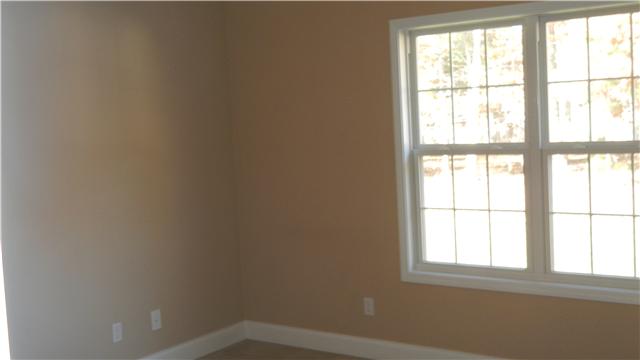 1205 East End Road Manchester, TN 37355 - Photo 10 of 14 Third bedroom