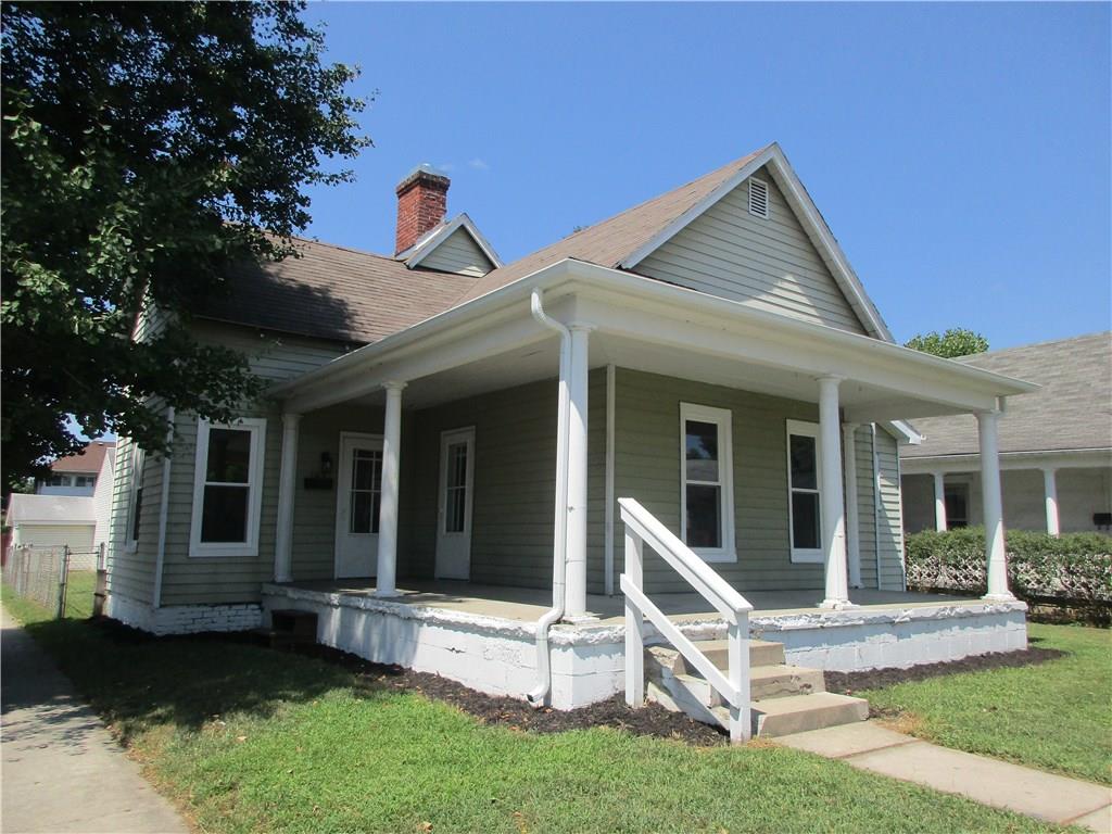 1102 Union Street Columbus, IN 47201 - Photo 10 of 19 Gallery Image 10