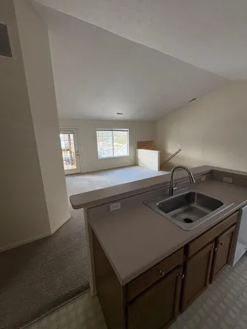 $229,900 | 158 Hunters Lane Northeast, Unit 70, Rockford, MI 49341