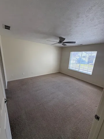 $229,900 | 158 Hunters Lane Northeast, Unit 70, Rockford, MI 49341