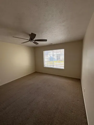 $229,900 | 158 Hunters Lane Northeast, Unit 70, Rockford, MI 49341