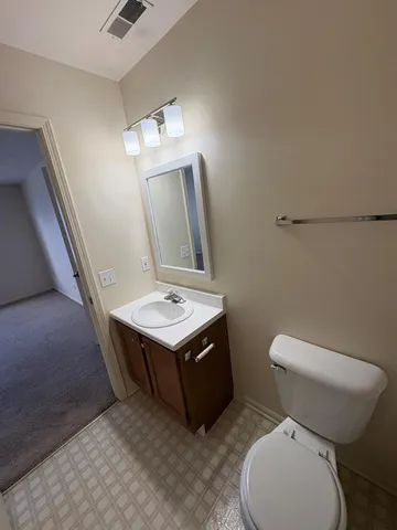 $229,900 | 158 Hunters Lane Northeast, Unit 70, Rockford, MI 49341