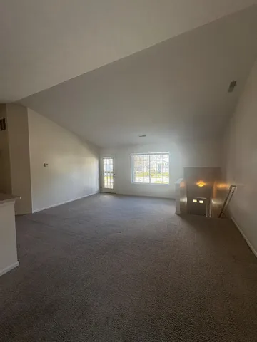 $229,900 | 158 Hunters Lane Northeast, Unit 70, Rockford, MI 49341