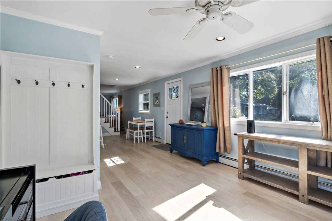 7 Wright Place Barrington, RI 02806 - Photo 11 of 35