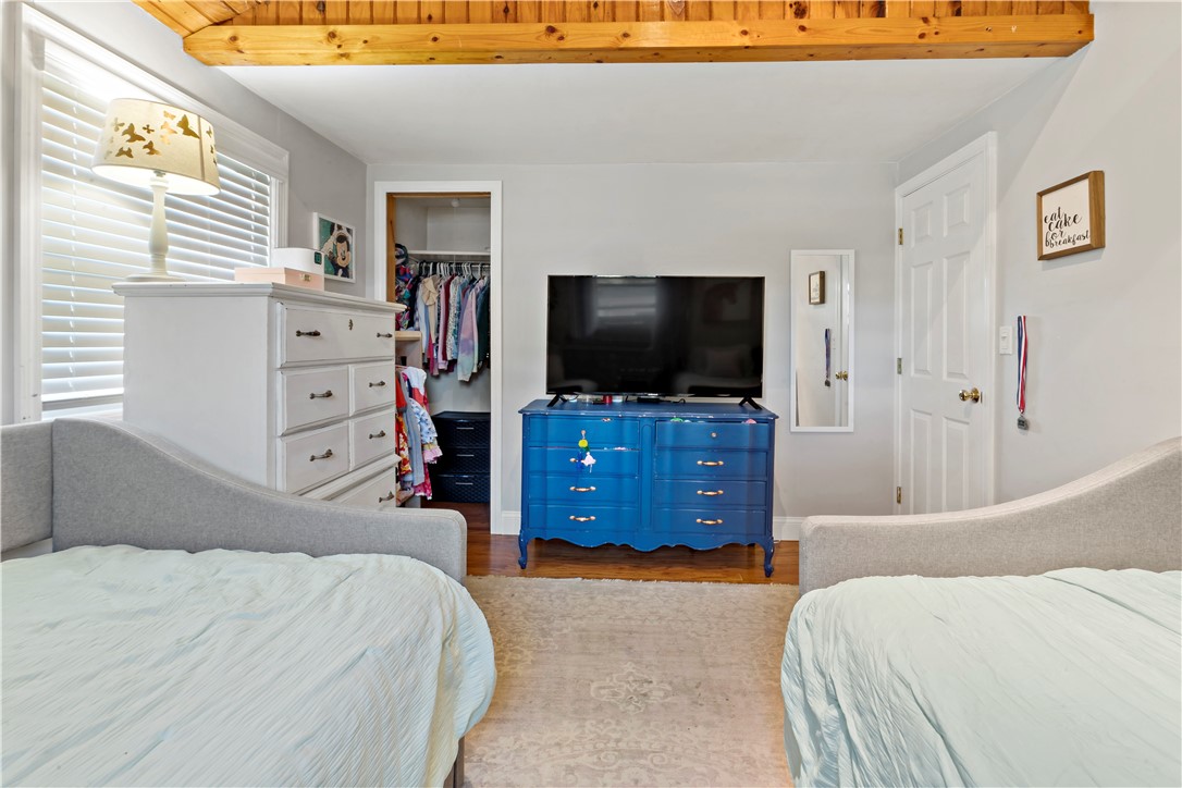 7 Wright Place Barrington, RI 02806 - Photo 26 of 35