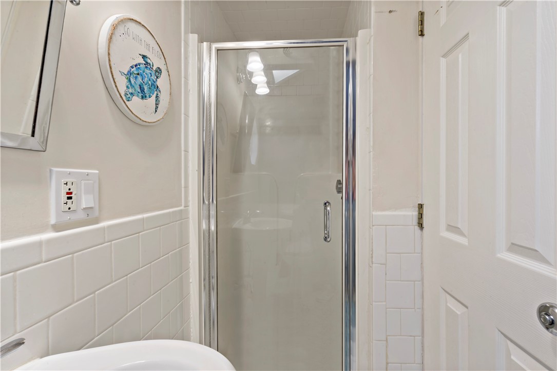 7 Wright Place Barrington, RI 02806 - Photo 29 of 35