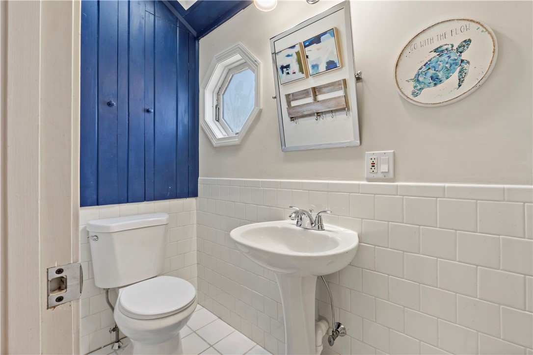 7 Wright Place Barrington, RI 02806 - Photo 30 of 35