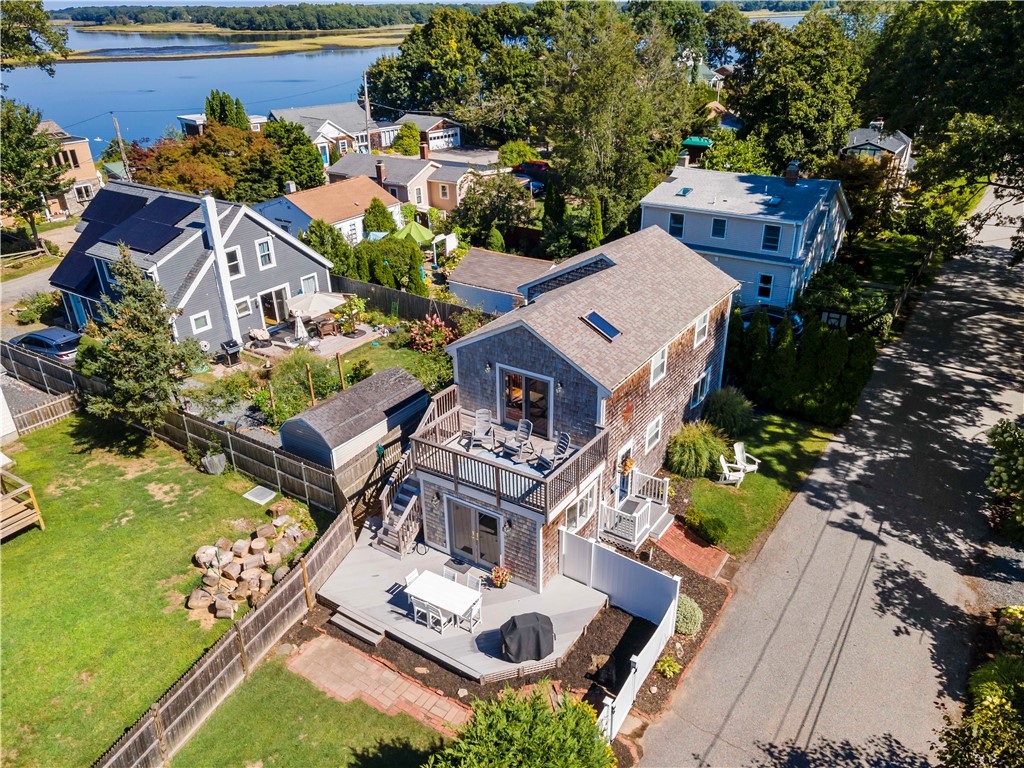 7 Wright Place Barrington, RI 02806 - Photo 5 of 35