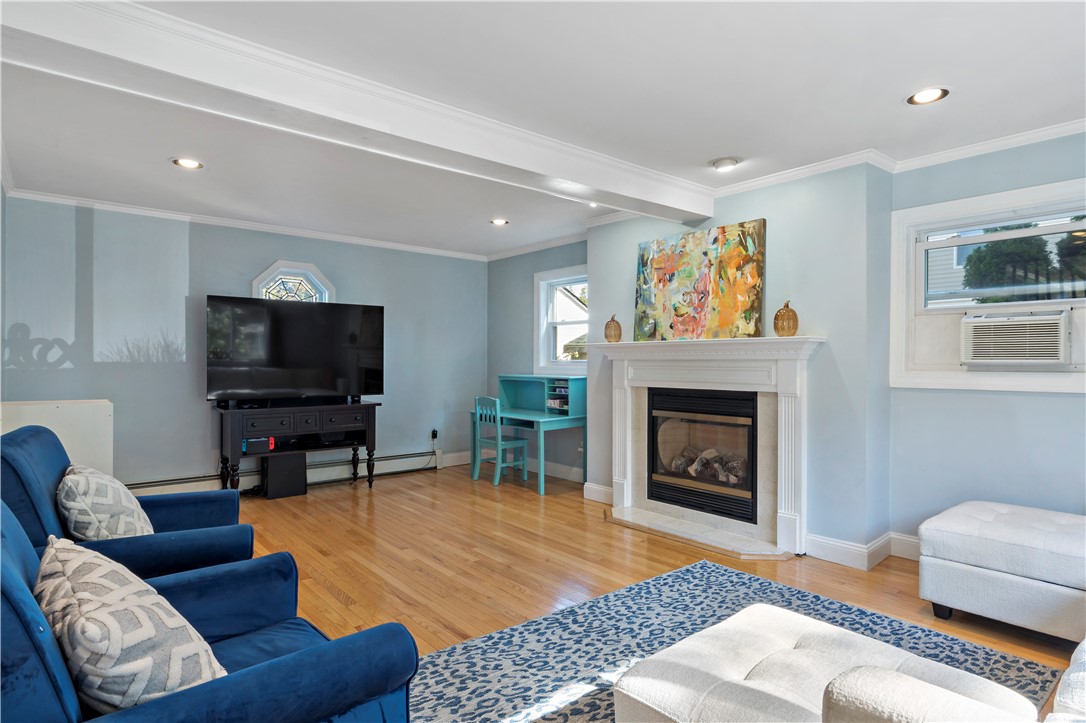 7 Wright Place Barrington, RI 02806 - Photo 9 of 35