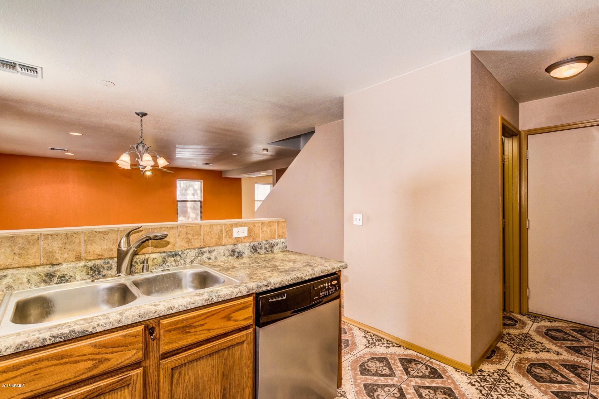 9573 West Monte Vista Road Phoenix, AZ 85037 - Photo 13 of 31 Monte Vista (13)