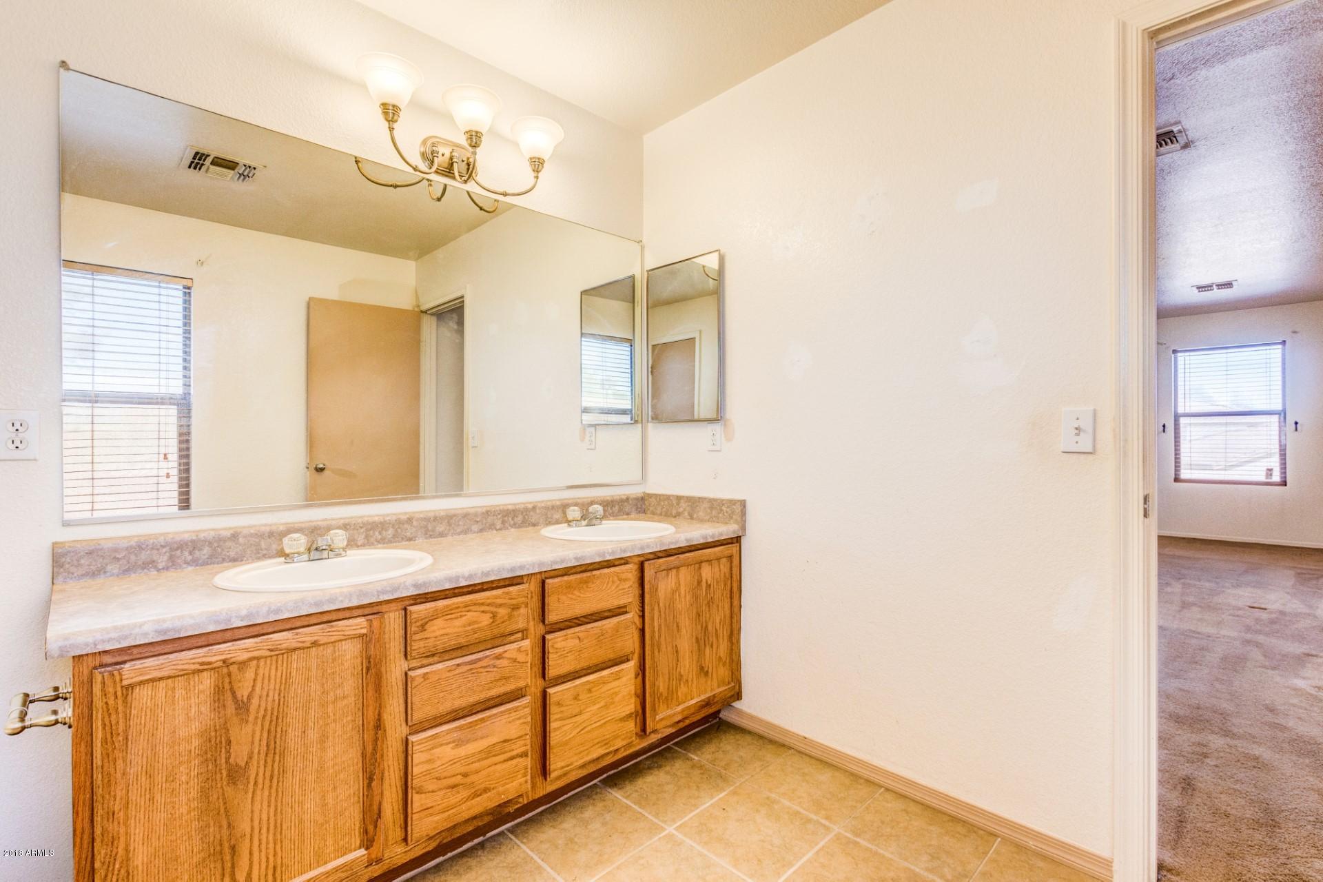 9573 West Monte Vista Road Phoenix, AZ 85037 - Photo 27 of 31 Monte Vista (27)