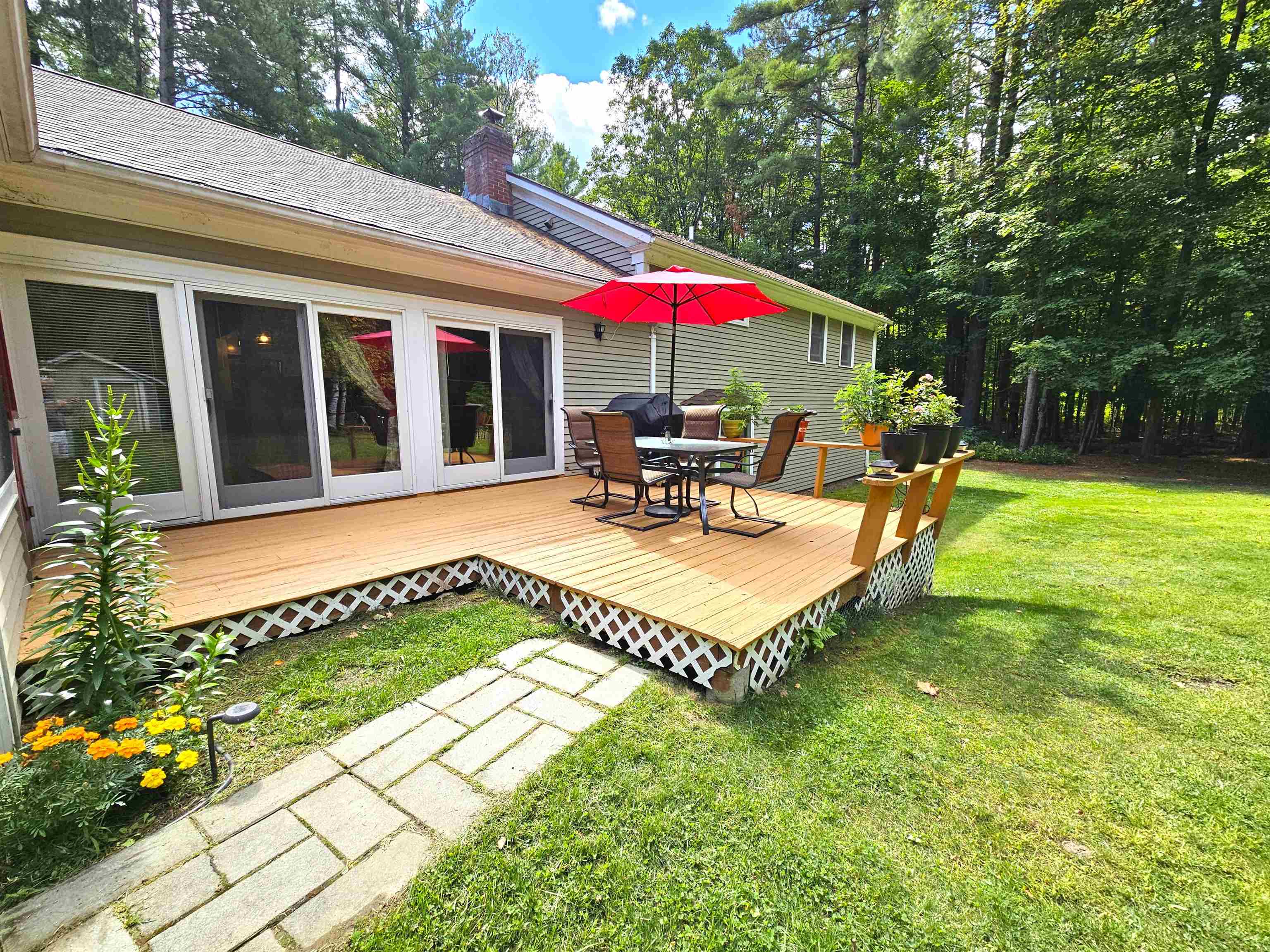 35 Spruce Street Newport, VT 05855 - Photo 6 of 50 Gallery Image 6