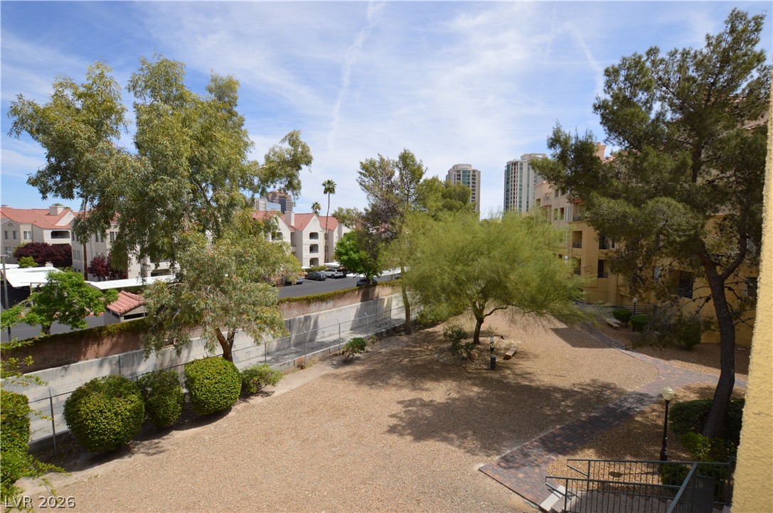 210 East Flamingo Road, Unit 226 Las Vegas, NV 89169 - Photo 17 of 28