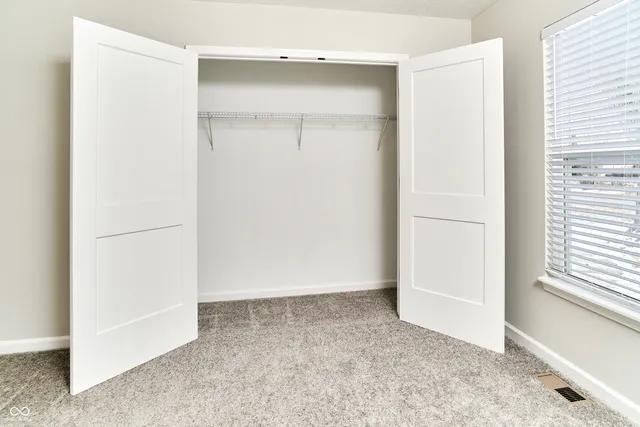 $2,000 | 730 North East Street, Ingalls, IN 46048