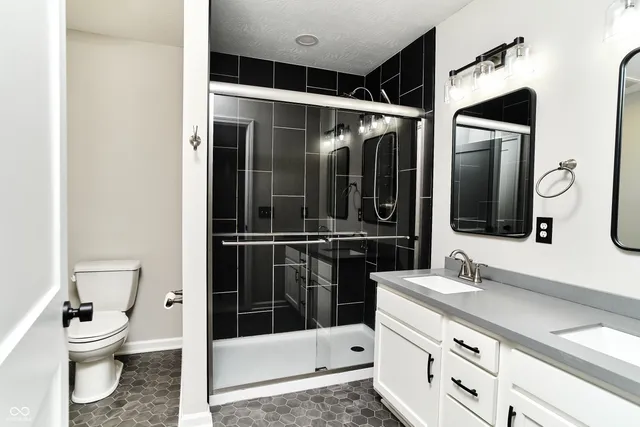 $2,000 | 730 North East Street, Ingalls, IN 46048