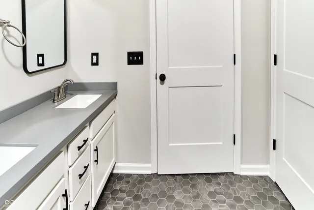 $2,000 | 730 North East Street, Ingalls, IN 46048