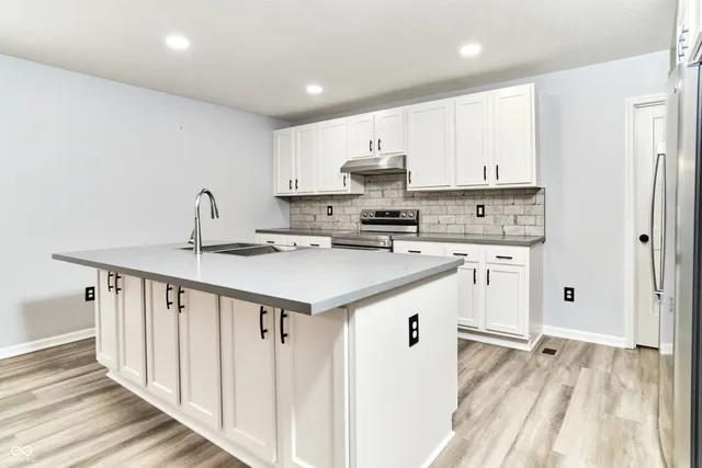 $2,000 | 730 North East Street, Ingalls, IN 46048