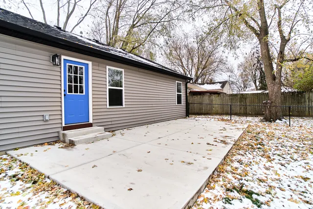 $2,000 | 730 North East Street, Ingalls, IN 46048