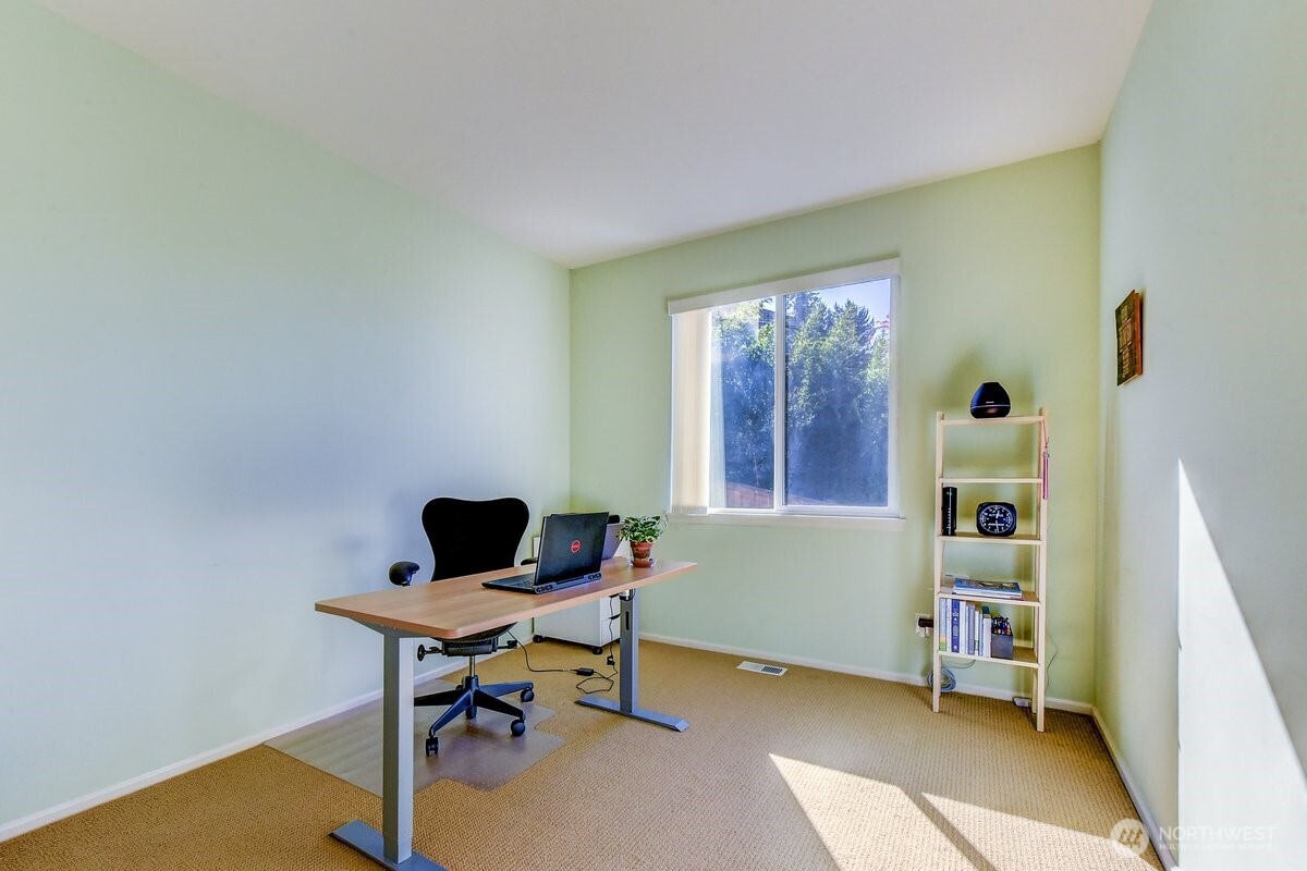 20019 27th Drive Southeast Bothell, WA 98012 - Photo 29 of 36 a workspace with furniture and window