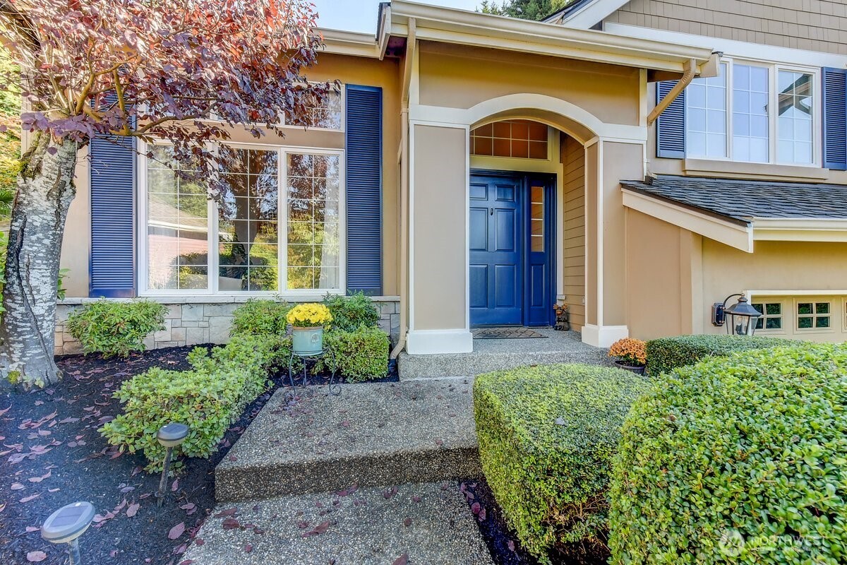 20019 27th Drive Southeast Bothell, WA 98012 - Photo 4 of 36 front view of a house with a small yard