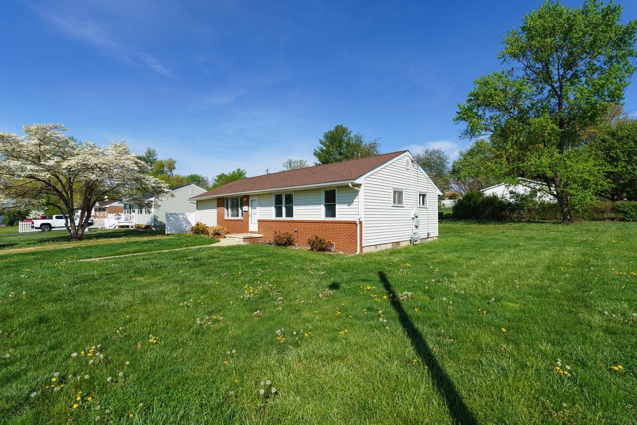 337 Link Road Waynesboro, VA 22980 - Photo 3 of 24 Gallery Image 3