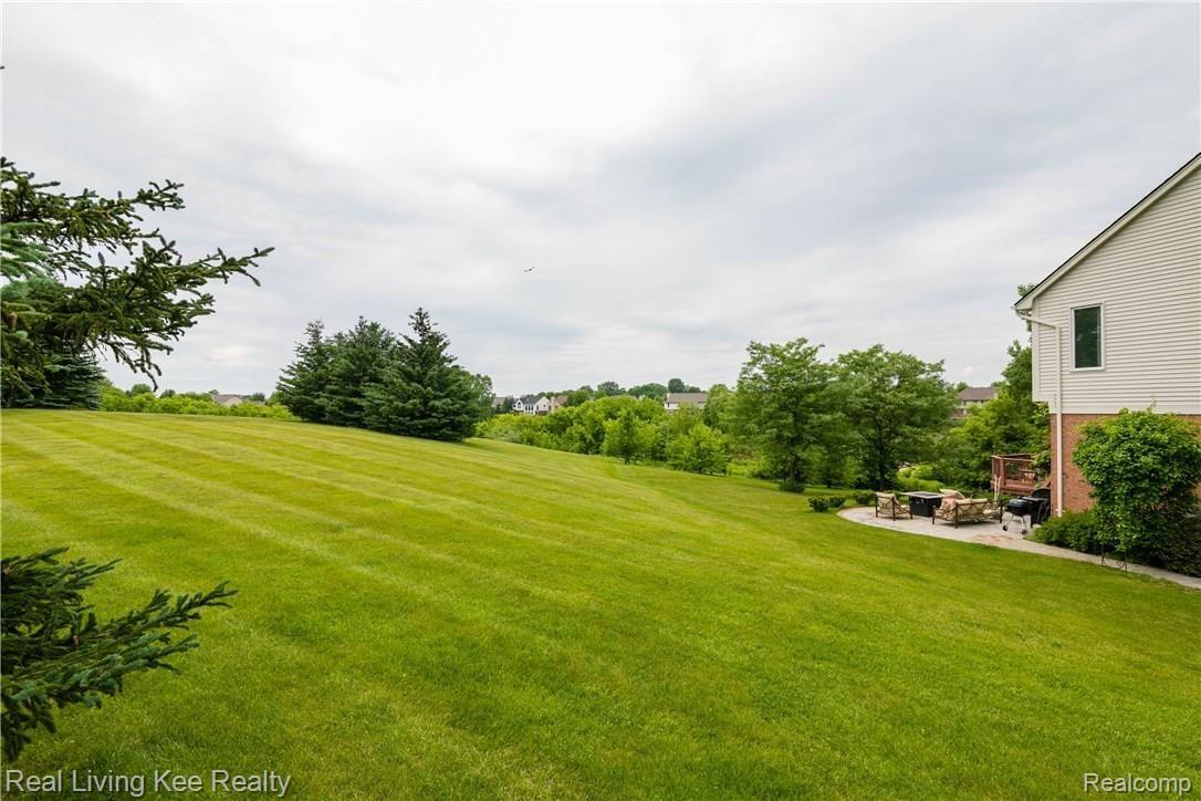 1205 Tulberry Drive Rochester, MI 48306 - Photo 42 of 70 1205 Tulberry Cir-44.jpg