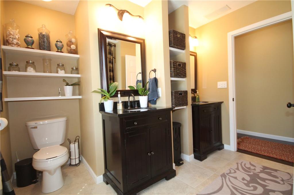 2740 Cedar Ridge Drive Columbus, IN 47203 - Photo 10 of 12 Gallery Image 10