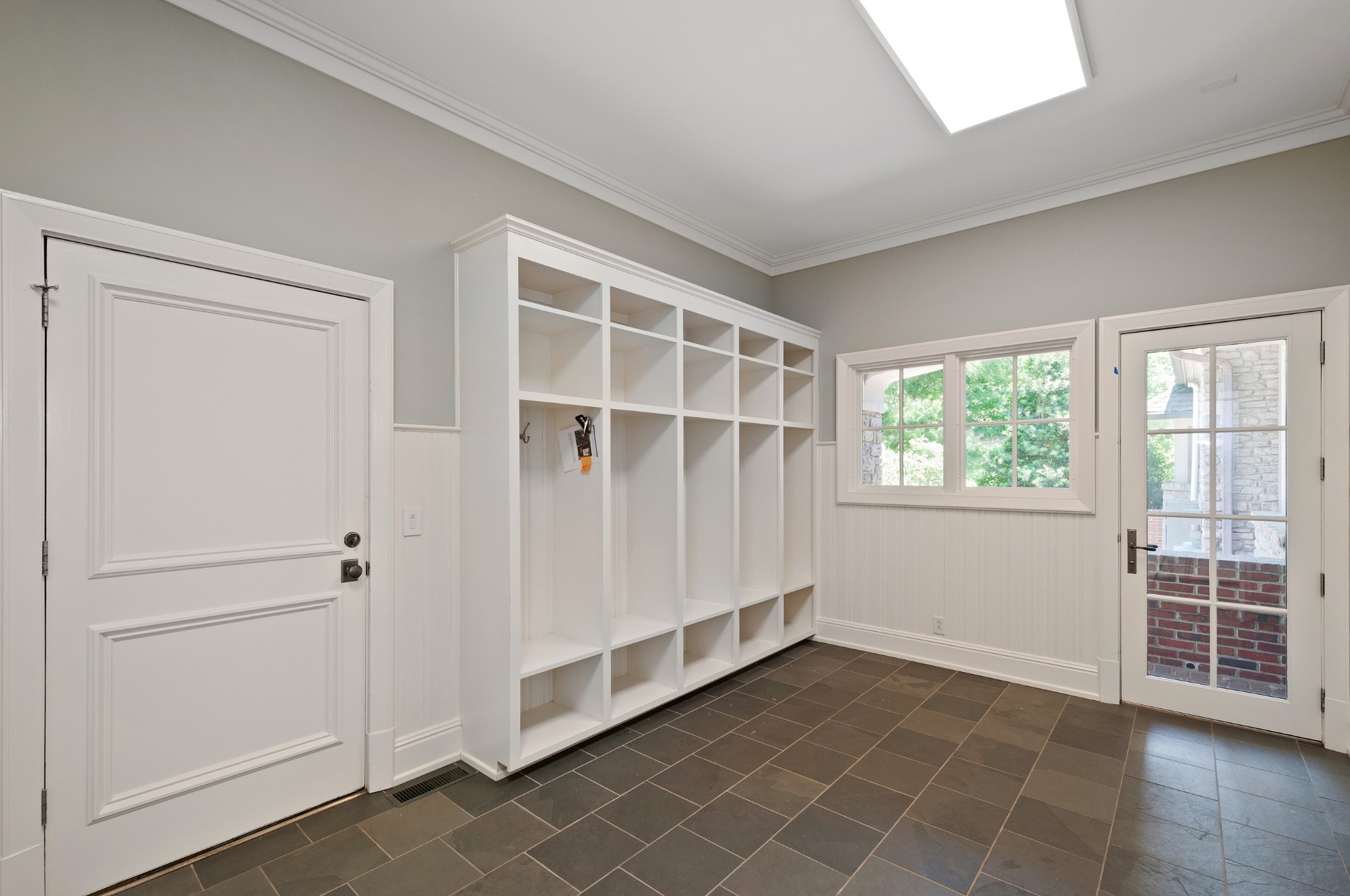 4816 Post Road Nashville, TN 37205 - Photo 29 of 54 a view of an empty room with a window