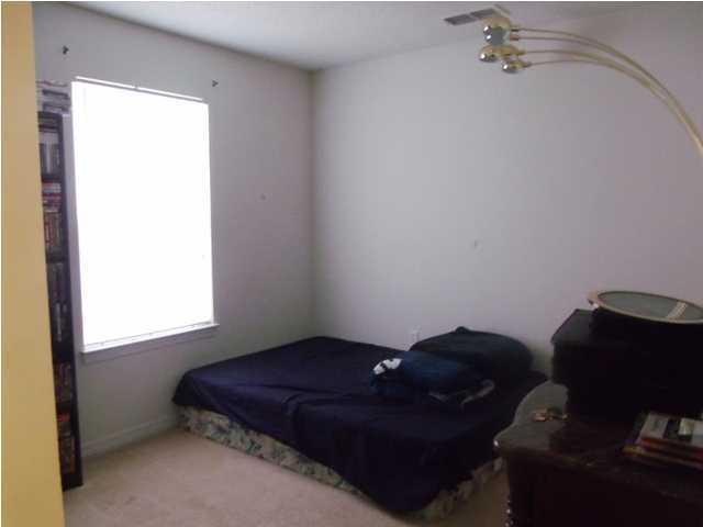 226 Limestone Circle Crestview, FL 32539 - Photo 8 of 10 Gallery Image 8