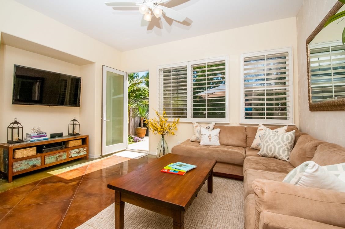 1018 Alexandra Lane Encinitas, CA 92024 - Photo 6 of 18 Gallery Image 6